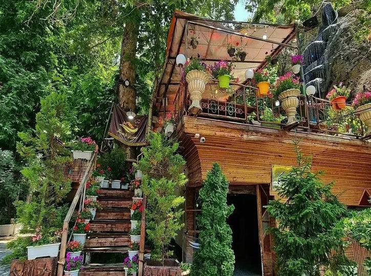 جاذبه های دربند