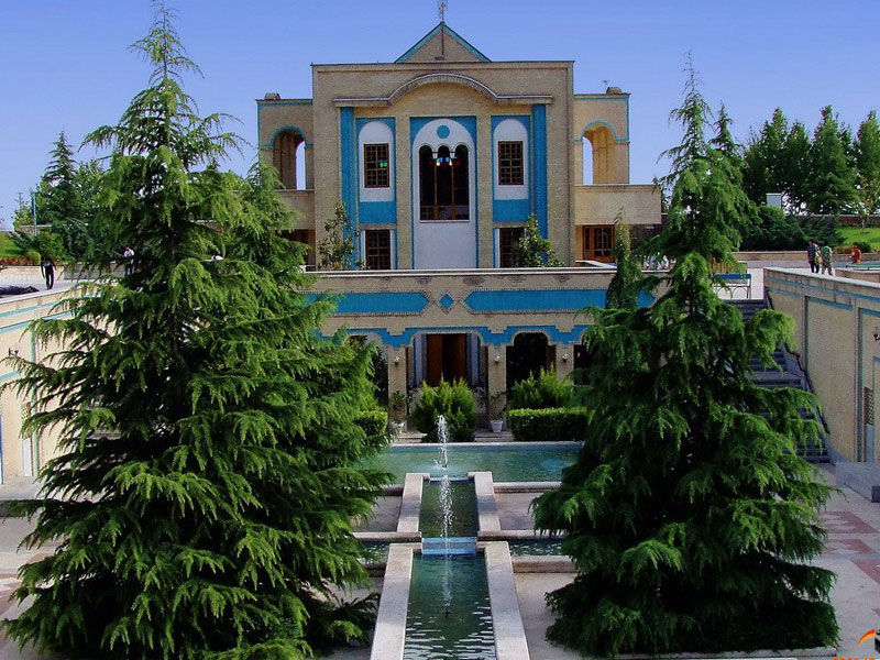 دیدنی های بوستان گفتگو