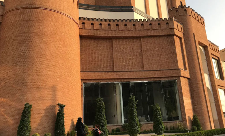 طراحی مرکز خرید نیایش