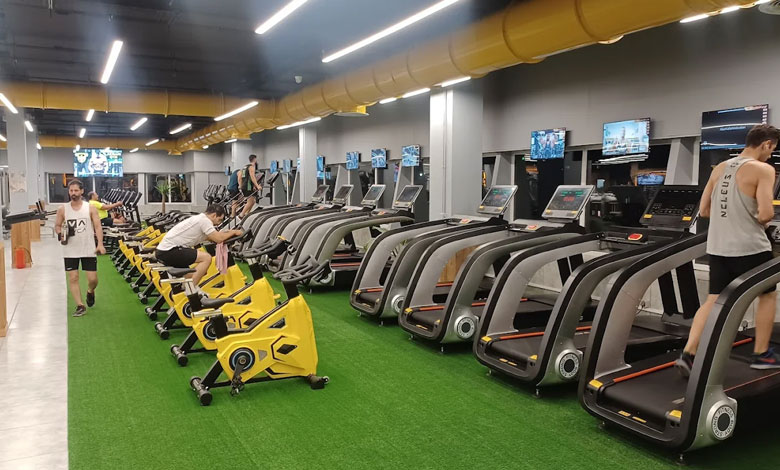 باشگاه آرمانی تهران