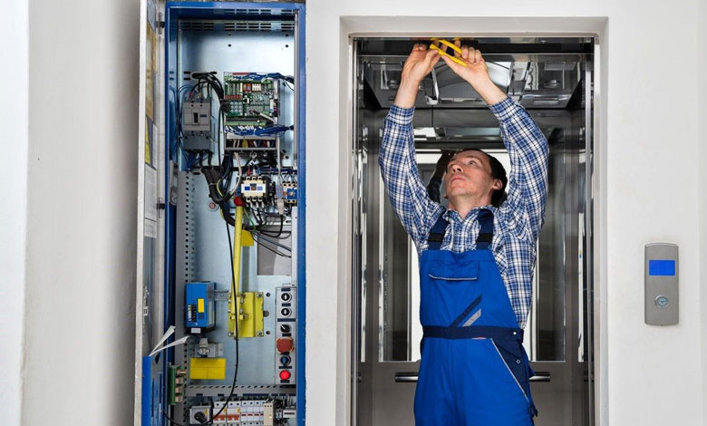 تعمیرکار آسانسور در غرب تهران